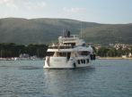 M/Y NOVELA